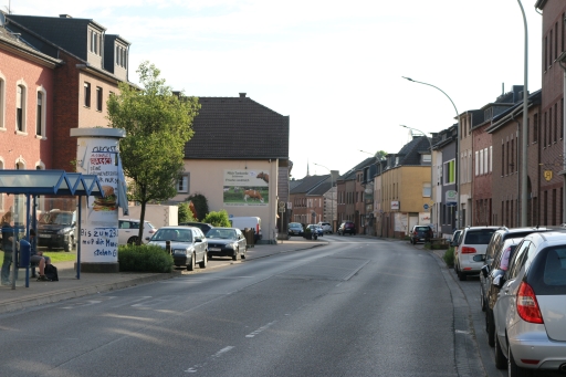 Hauptstraße in Weiden-Wersch Richtung Weiden