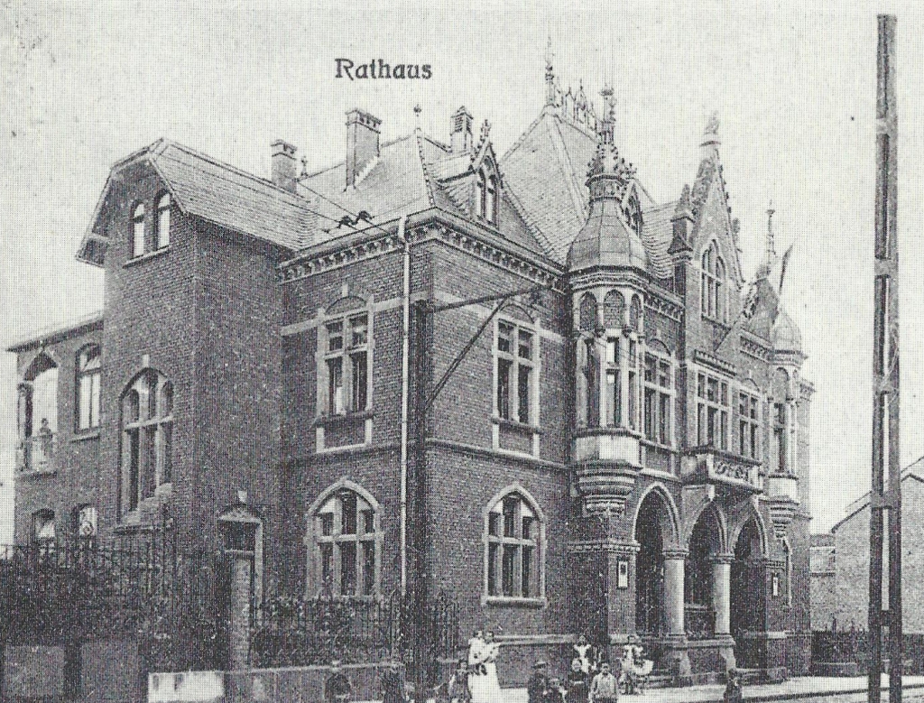 Altes Rathaus (Old Towhhall)