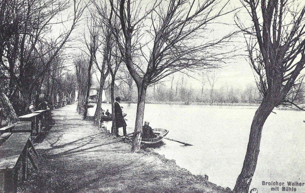 Broicher Weiher mit Mühle